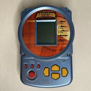 Battleship Electronic Handheld Game Pocket Size Milton Bradley (Hasbro, 2002)